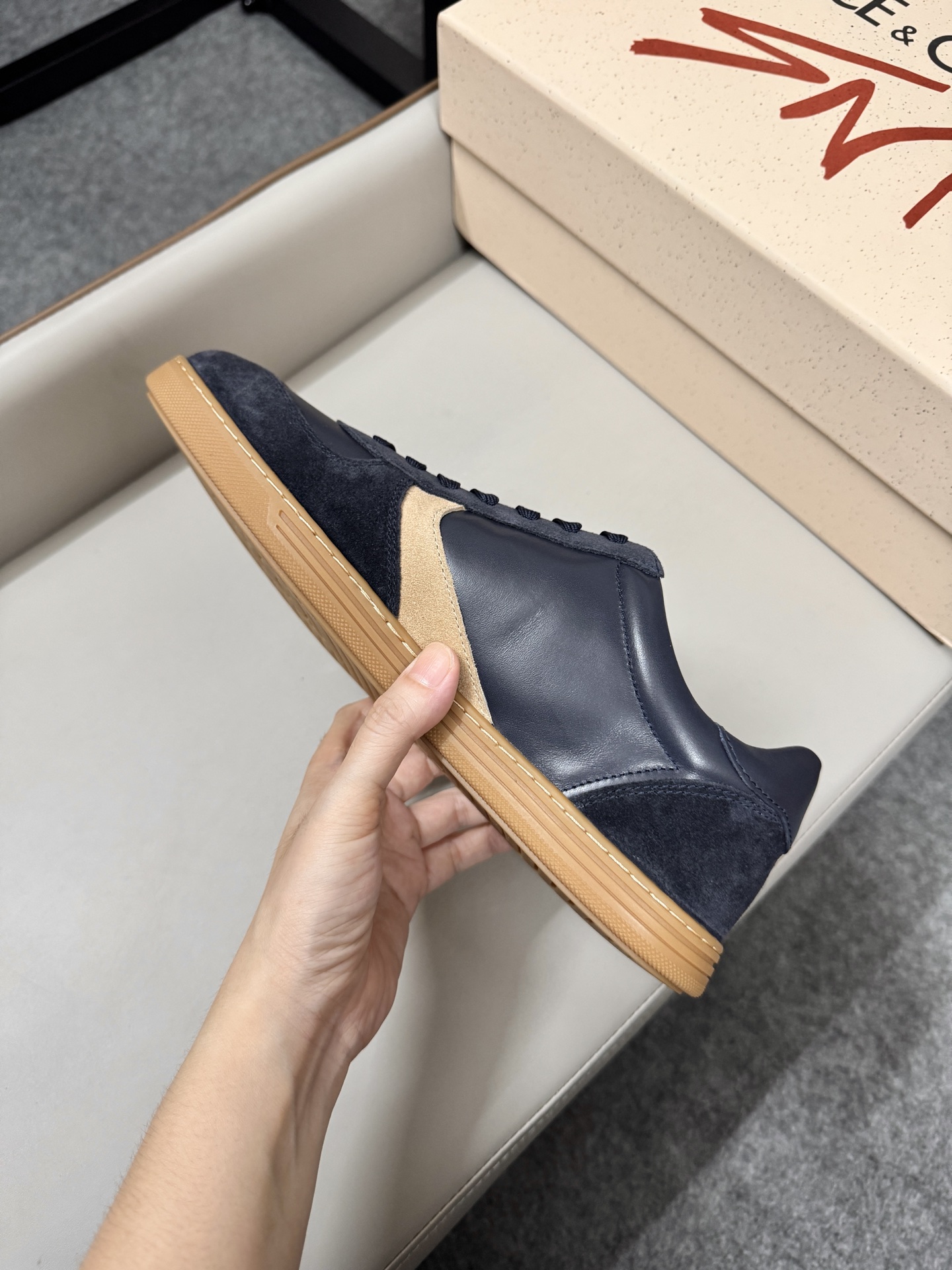 olce & Gabbana shoe